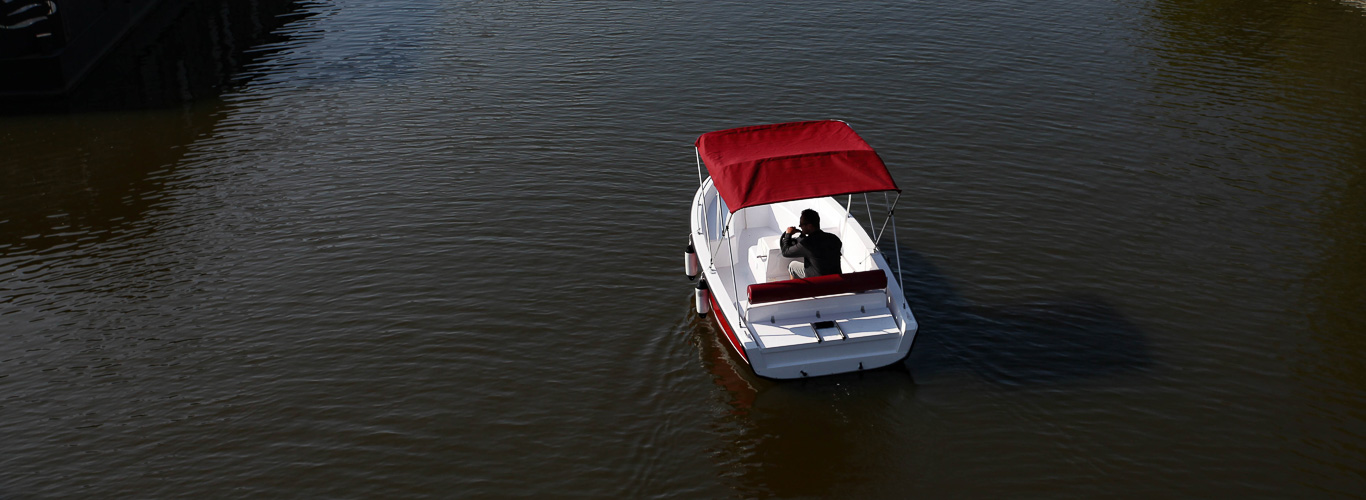 Bateau E-SEA silencieux et respectueux de l'environnement 